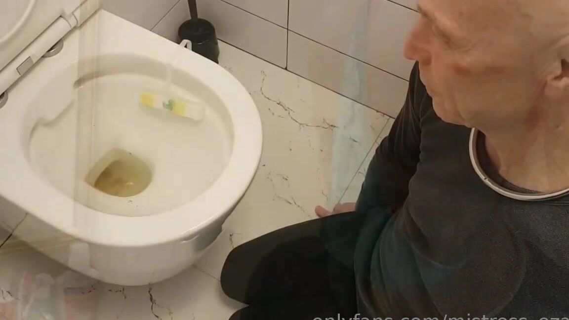 Ezada Sinn - Every Morning Sit Must Tidy Up My Bedroom And Clean My Bathroom Clips4Sale