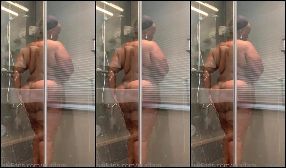 Madam Caramel Onlyfans Shower Time2