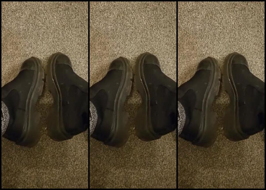 Miss B Nicknamed Missb52S Onlyfans 01 23 2023 Good Morning What Is On The Sole Of My Boot