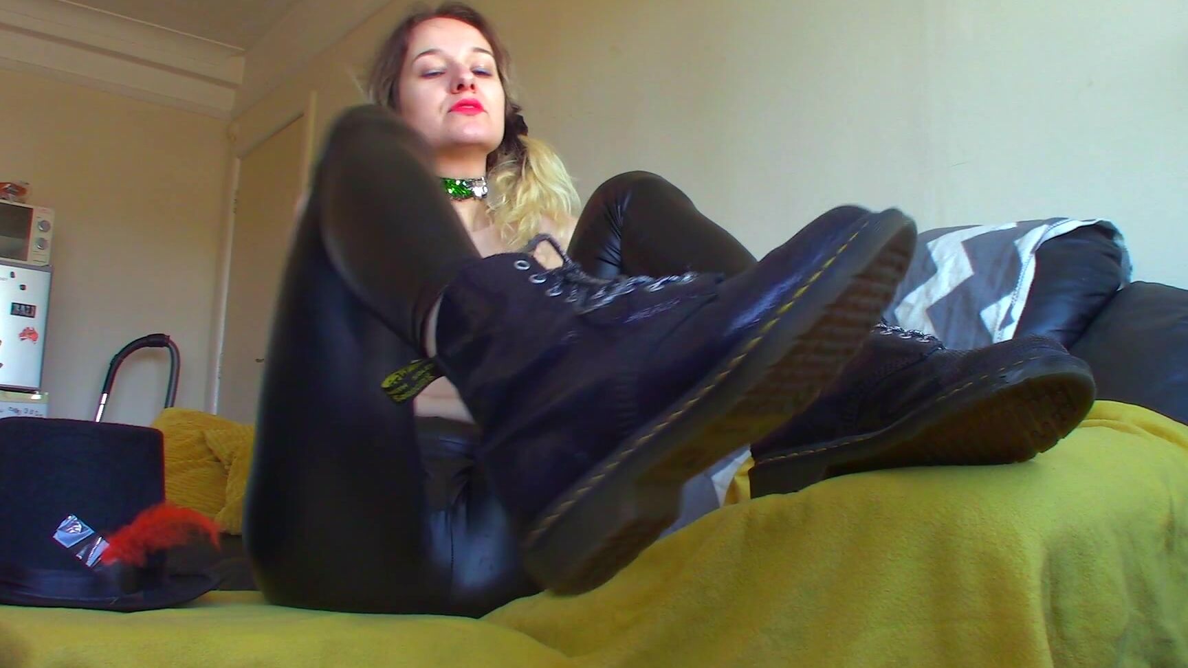 "Goddess Vanessa" leather, boot domination, shoe & boot worship, yoga pants, boot licking lick my boots and leather crotch Manyvids