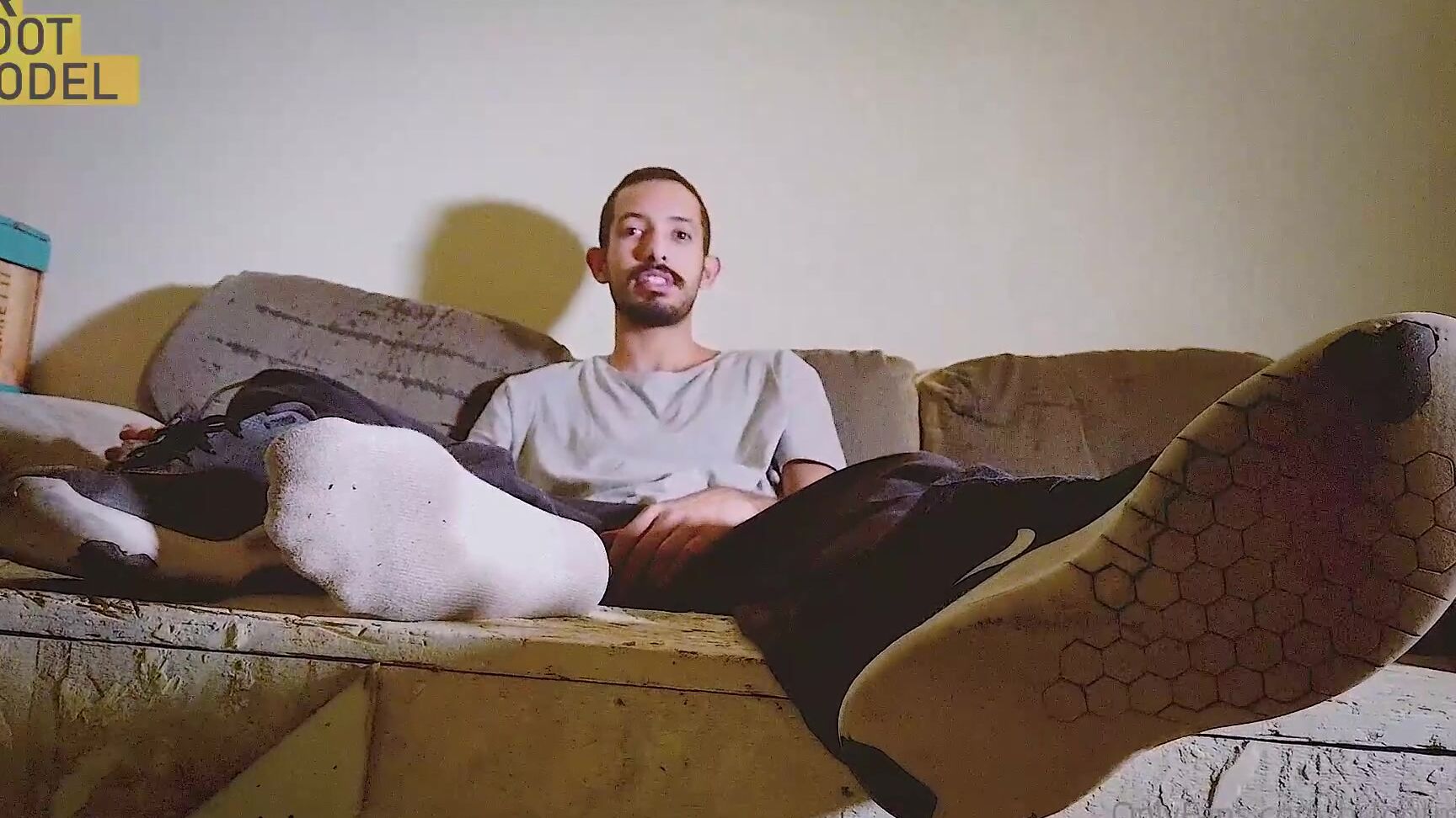 Brfootmodel 2852626198 04 27 2023 Our Best Electrician Guy