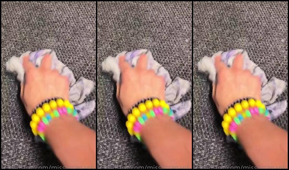 Missarcanaplus Nicknamed Missarcanaplus Onlyfans New Hair So This Post Is A Little Different Want To See A Making Of A Tiktok So The Very First V 2