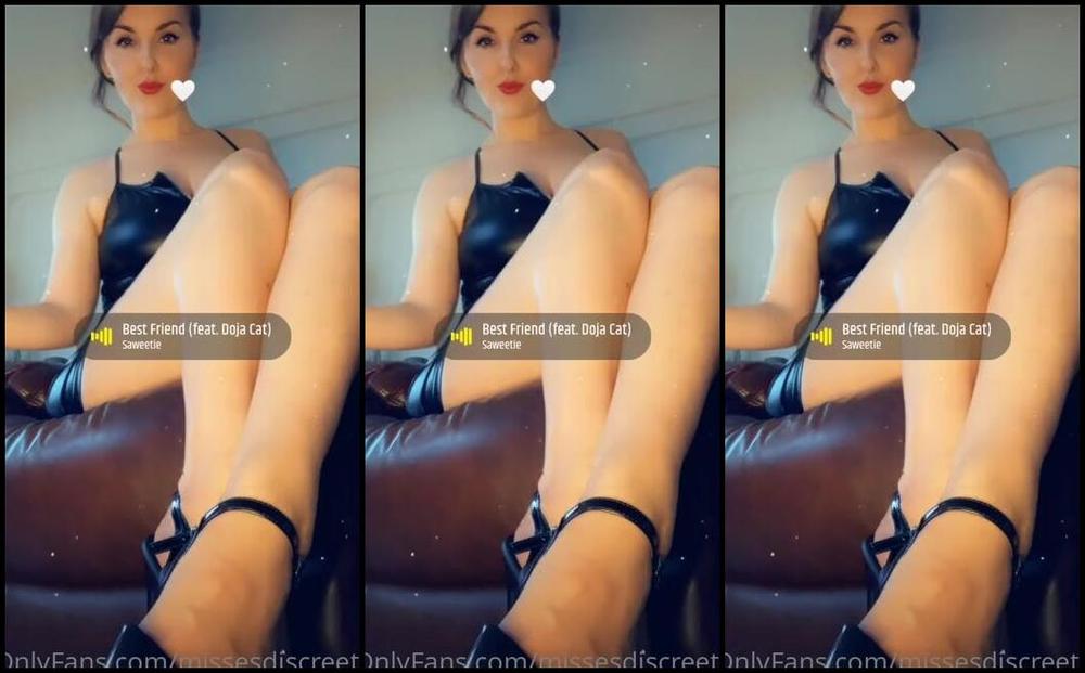 The Queen Of Sole Aka Missesdiscreets Onlyfans You Ll Do As I Say Slut Tip This Post If Your Useless Cock Twitched Findom Femdom Mistress