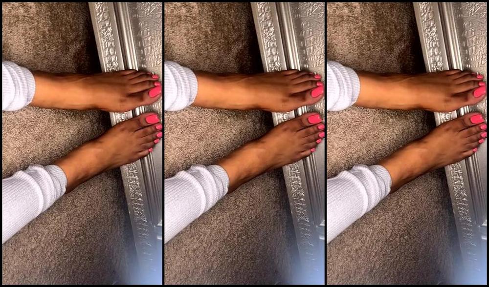 Pretty Solez Nicknamed Solezofagoddess Foot Fetish 05 27 2024 Onlyfans Video Got You Under My Spell4