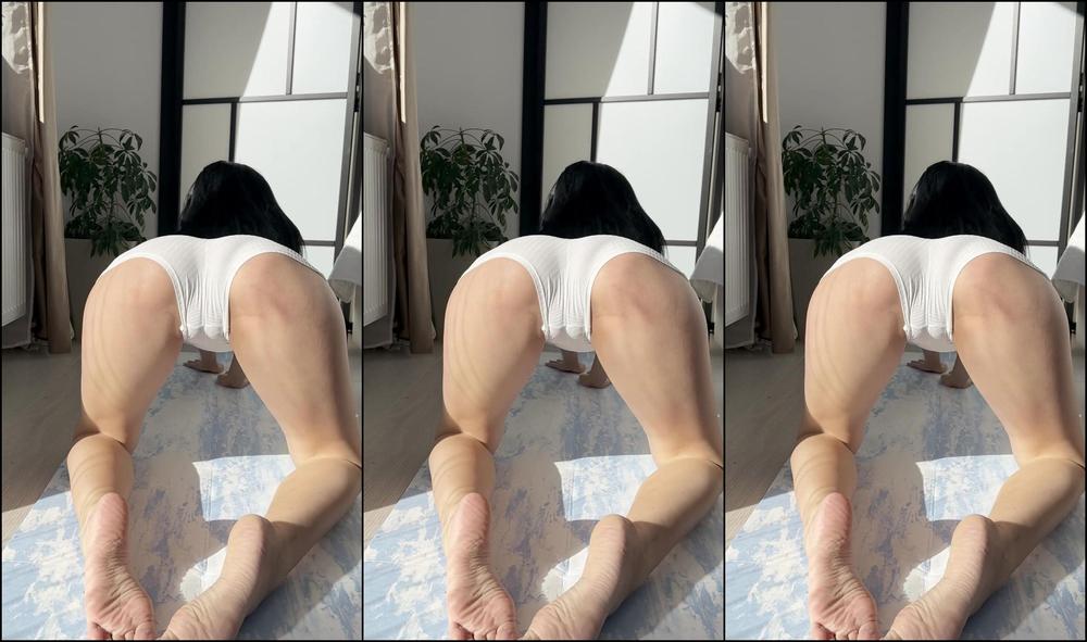 Atomicbrunette18 950