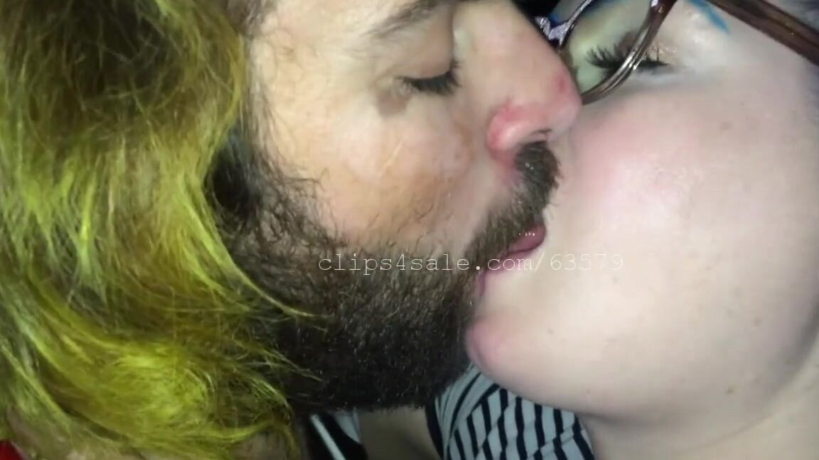 Kissingchannel Nicknamed Kissingchannel 11 22 2018 Onlyfans Video Trip And Miranda Kissing Video 3 Full Video 3 Min