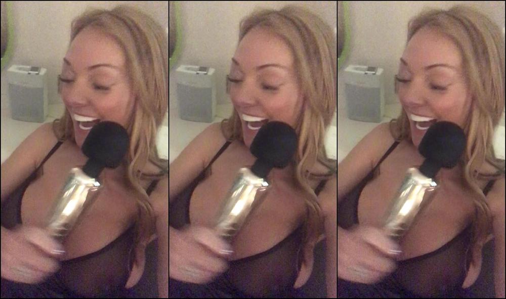 Staceysaranxxx Getting Ready To Be Fucked Loving My Horny Life