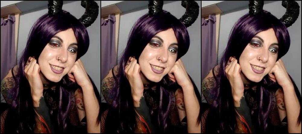 Suicidegirls Stream Started At Am Hey There Itsacuarian Here Come To Said Hi O