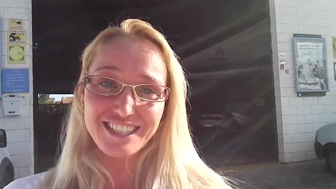 Kathianobilixx Findom 10 27 2017 Onlyfans Video Having Trouble With My Car