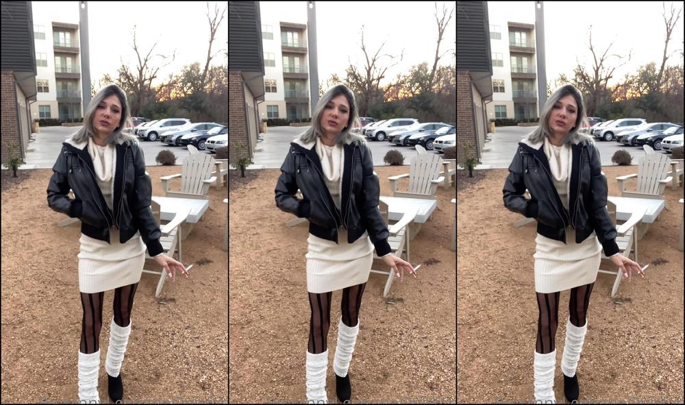 Justnitnee I Couldn T Decide On A Video So I Merged Them Do You Like My Outfit I Do It Ma