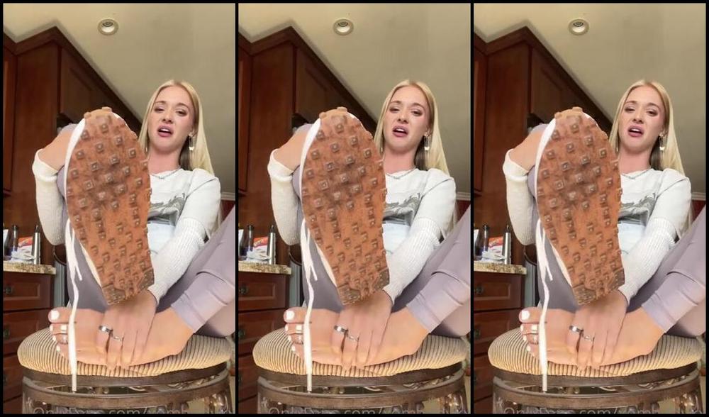 Goddess Kaylee Aka Xomaddykxo Onlyfans They Re So Perfect And Pink Would You Mind Worshipping Them For I6Kp