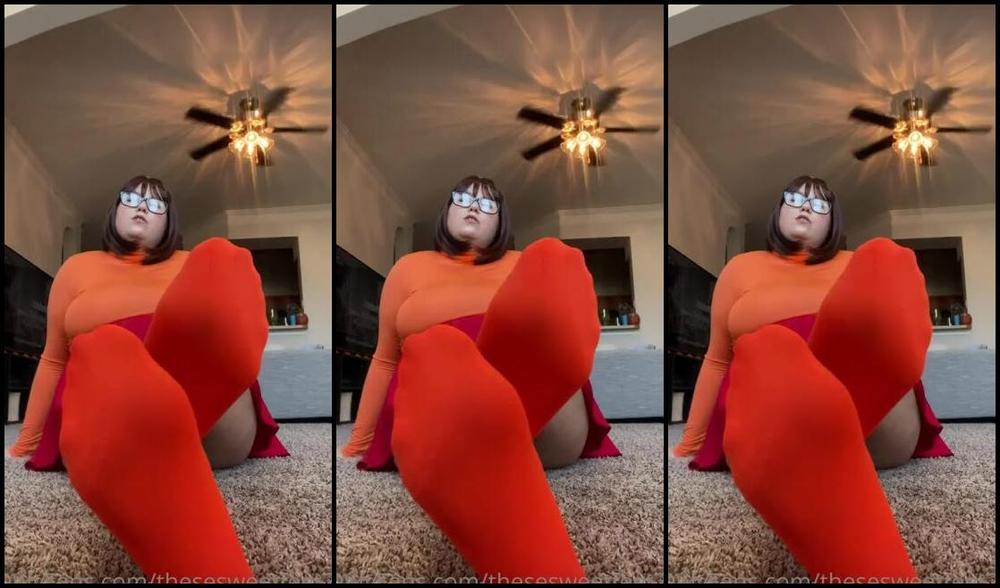 Thesesweetfeet Nicknamed Thesesweetfeet20 Onlyfans 10 31 2022 Your Favorite Naughty Mystery Solving Slut Is At It Again To Edge And Deny You Happy