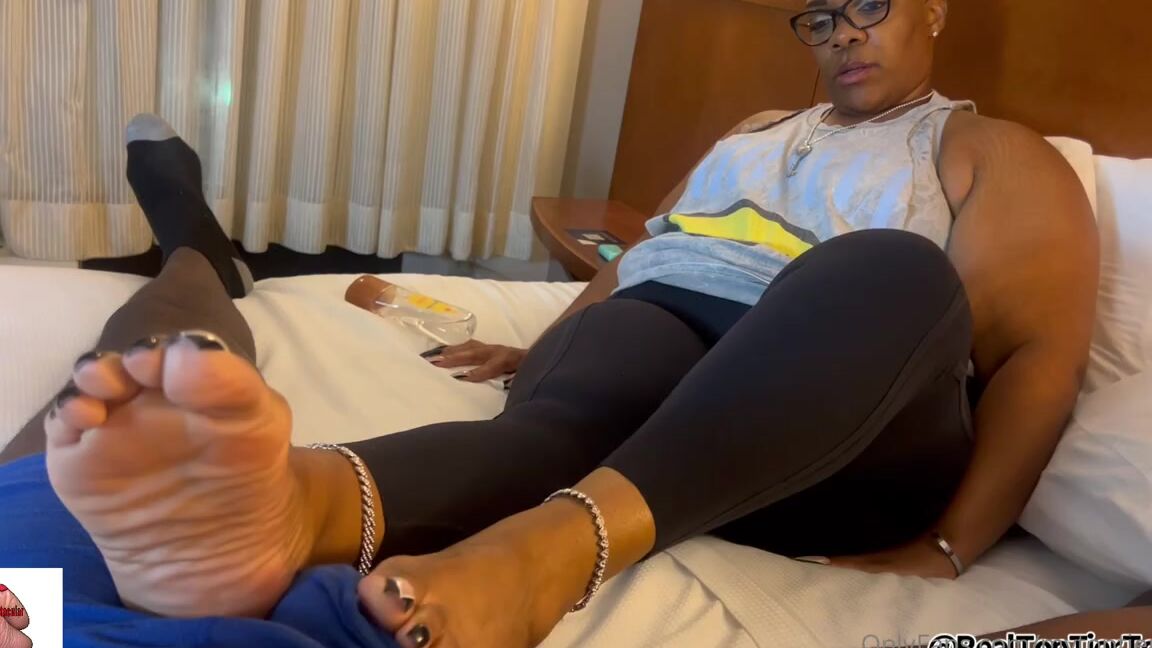 Mytoptiertoes Aka Mytoptiertoes Onlyfans Hj Fj With Footacular Part 1 Dope Shit