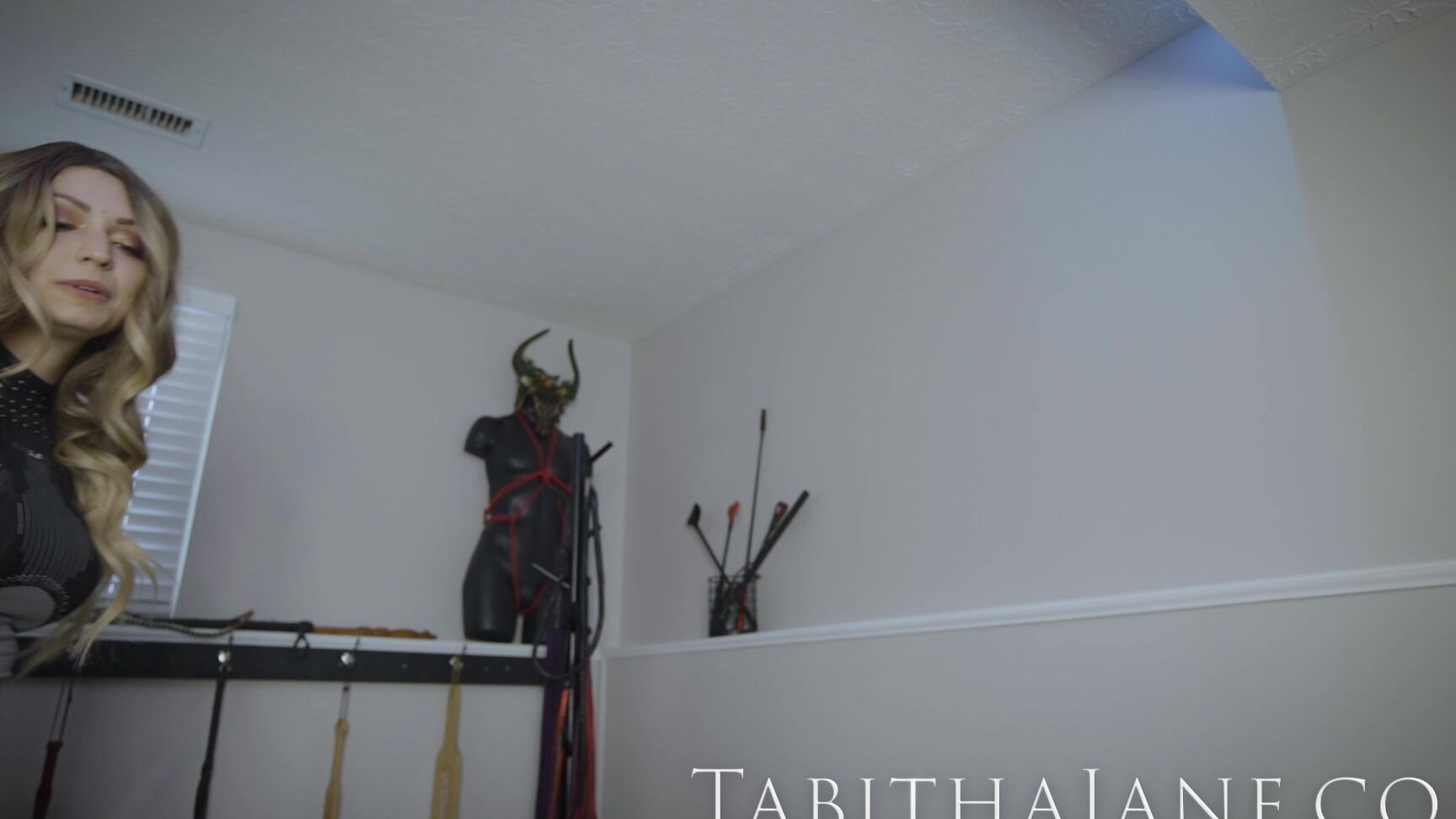 "TheTabithaJane" domination, ice fetish, sensual domination, spit fetish, sfw, drool POV Sensory Play With Ice And Drool Manyvids