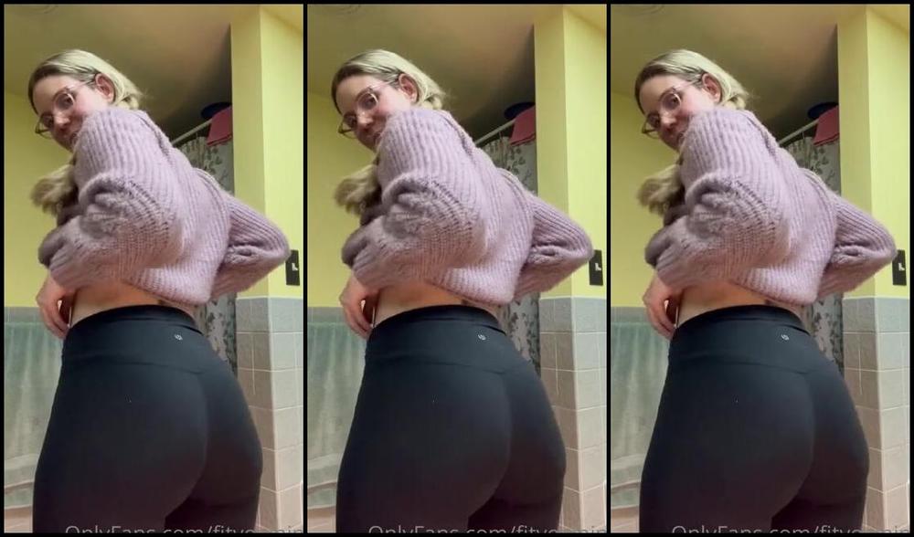 Nina Aka Fityoginina Onlyfans Goodnight Yeast Before I Hop In The Shower I Ve Been Painting A Closet That Was Previously Bright