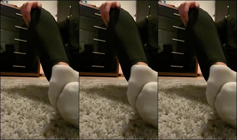 Anas Socks I Know You Losers Love My Socks When They Are Smelly And Sweaty Well I Been Wearing Them A