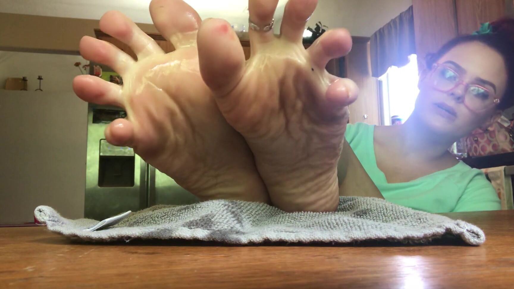 Apantyhoseobsessions Barefoot Oily Joi Thought I Had This One On Here But Apparently Not Last Vid I Am Upload