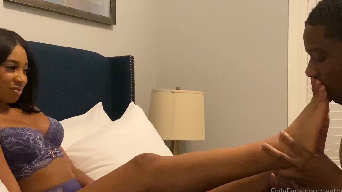 Feetbytoni Aka Feetbytoni Onlyfans Lala Ivey Foot Worship Lalaiveyinc Ivd