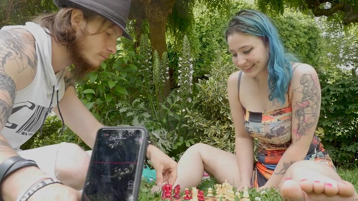 Khalamite Nicknamed Khalamite Onlyfans Et Voici La Suite Notre Partie Dchec Un Peu Spciale And Here Is The Second Part Of Our Special