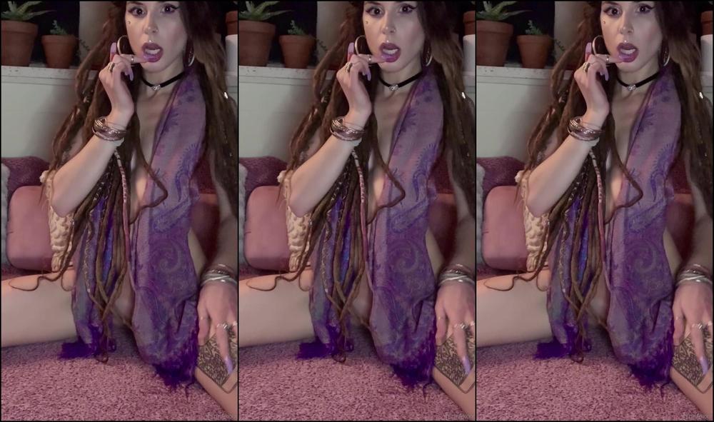 mimi-f0xxx-22-02-2020-157856359-here-s-a-2-minute-clip-from-the-12-minute-video-i-just-sent-to-yo-r-inbox-don-t-m