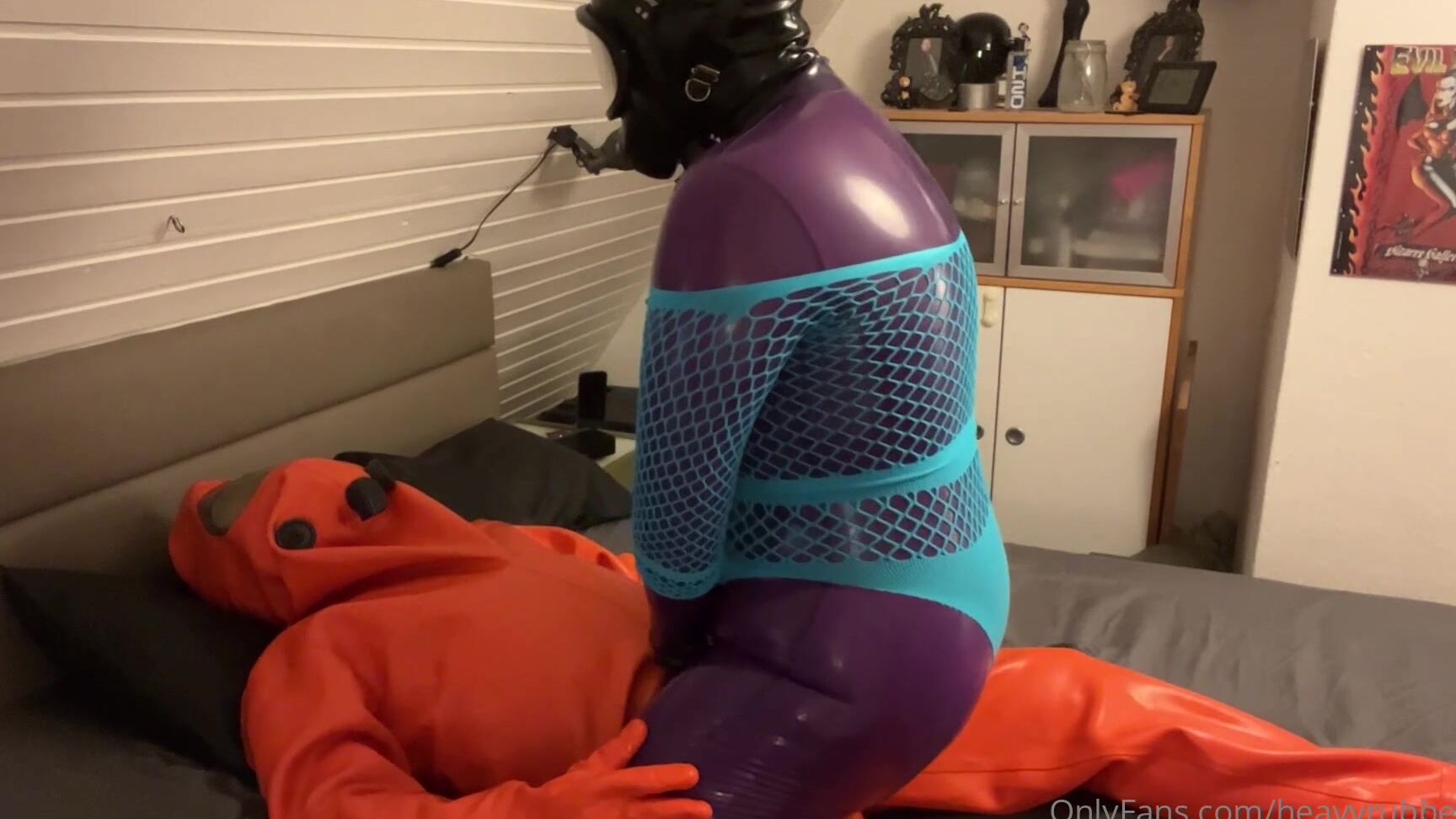 heavyrubberette-25-12-2021-2305265432-i-had-so-much-fun-with-rubber-demon