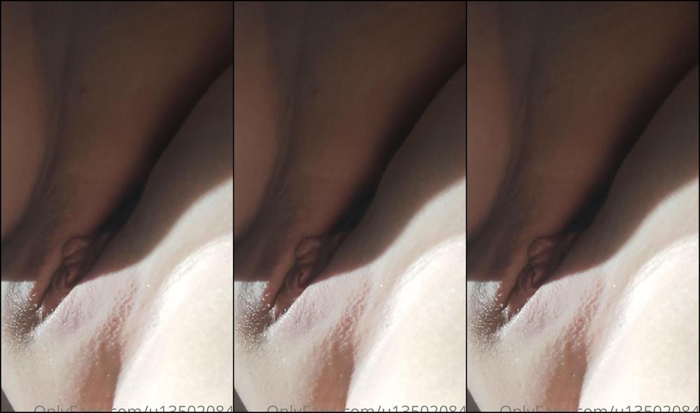 Bibliophile120 2099273175 05 03 2021 Watch Me Make Myself Cum After A Sweet Fan Got Me So Worked Up After He