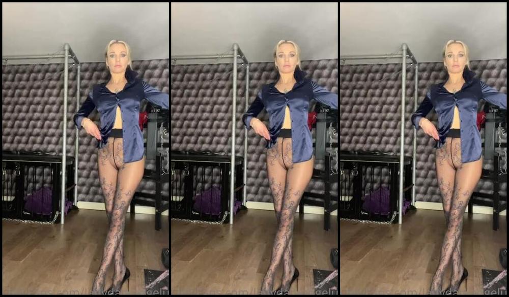 Ladydarkangeluk Onlyfans Teasing With My Long Slim Legs