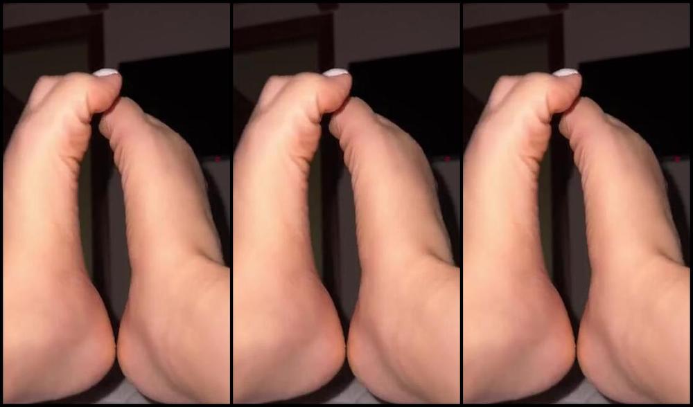 Yourdiamondvip 05 14 2025 Onlyfans Video A Nice Video In The Foreground I Think That After Doing This Wonderful Pedicure Its The