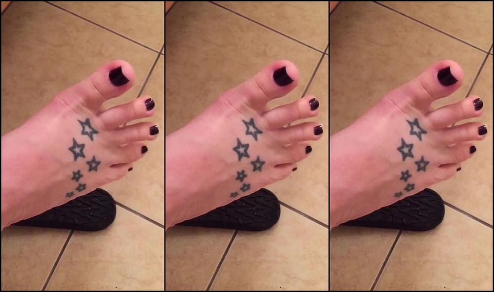 Brandi Belle Naughty Toes