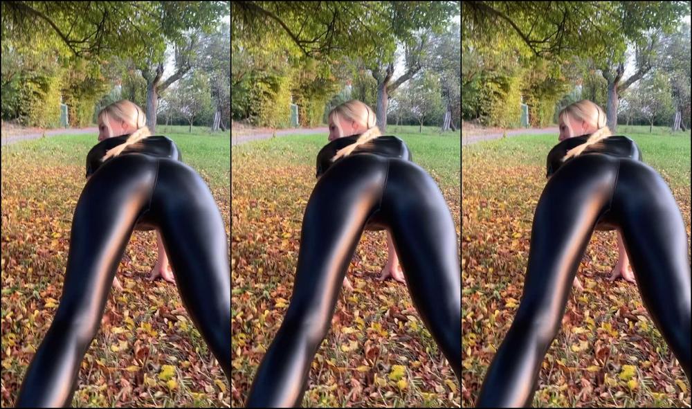 Peyton Kinsly 3054775006 10 18 2023 I M Thinking We Should Start Celebrating Halloween A Little Early What Do You Think