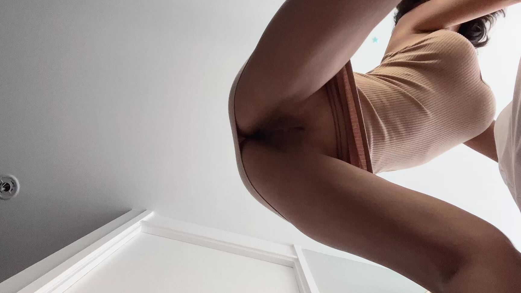 Iheartlaurenlala_POV--Extreme-Close-up--Sitting-Fetish