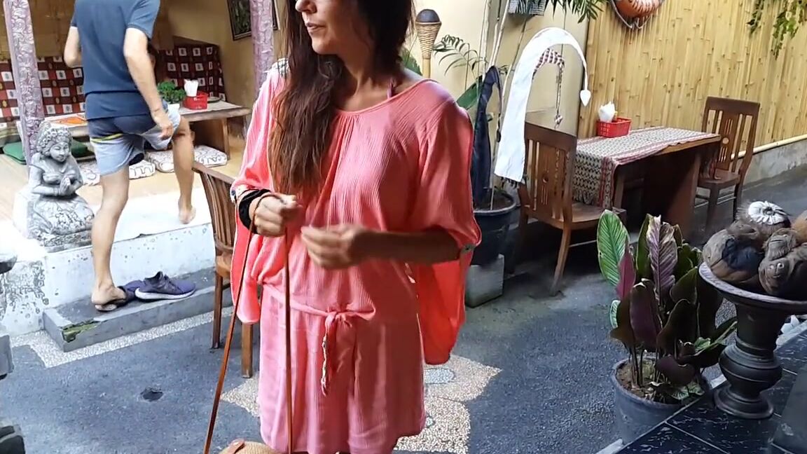 dream4angel up dress no panties at exotic restaurant public voyeur flashing Pornhub