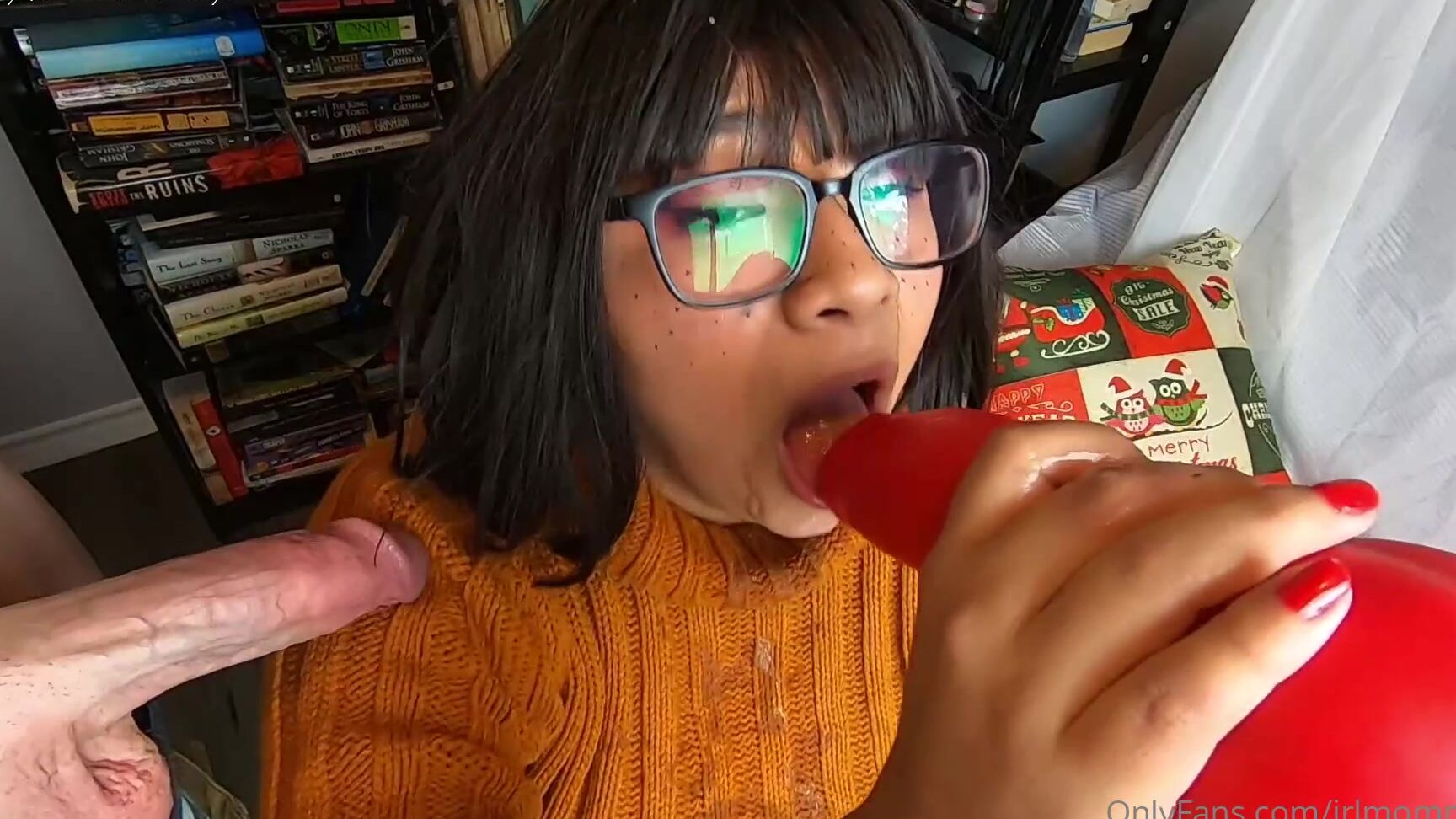 Irlmommy Velmas A Nerdy Whore Taking On Both Shaggy And Scooby