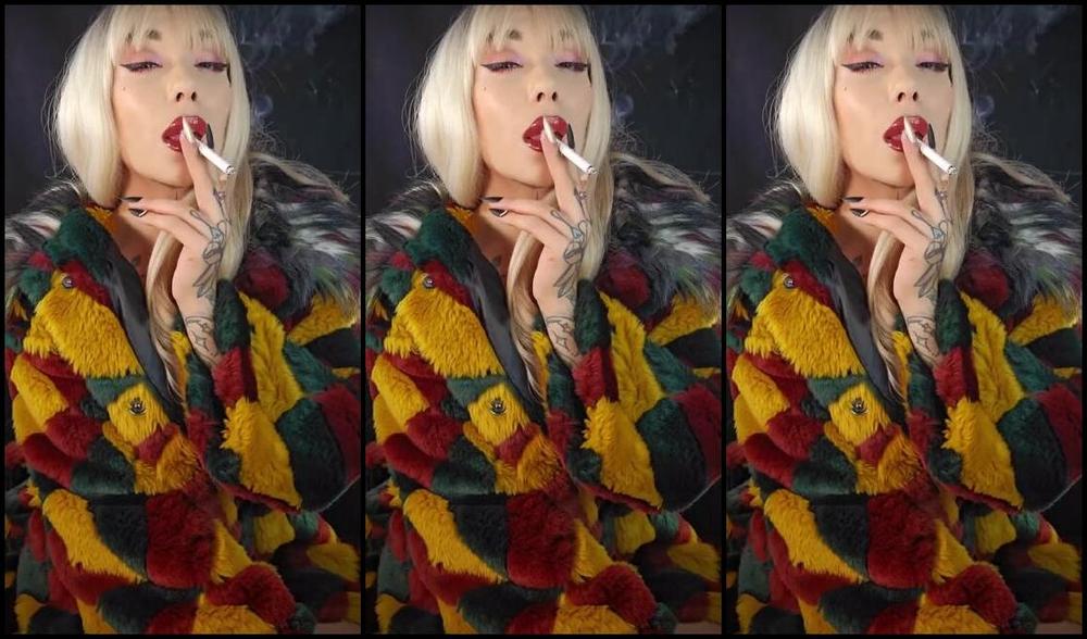 Queen Kinkerbell Nicknamed Kinkerbell23 Onlyfans Bold And Bright A Deadly Combo When It Involves Me Smoking For You All Isnt