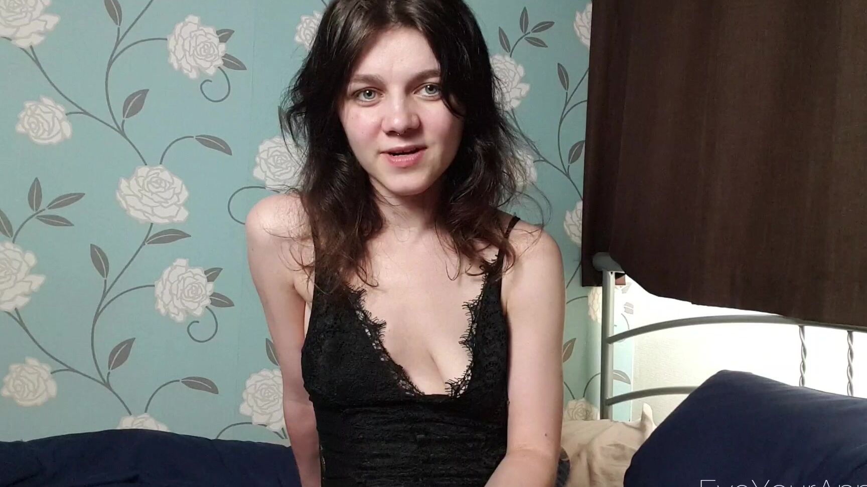 "EveYourApple" femdom, teens (18+), lace/lingerie, humiliation, verbal humiliation, sfw You re a Failure manyvids