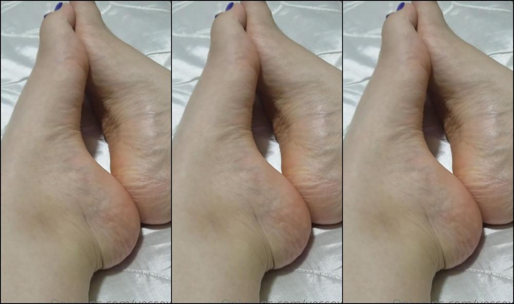 Yessexy Do You Want To Smell My Feet When They Are A Little Tired Imagine Its