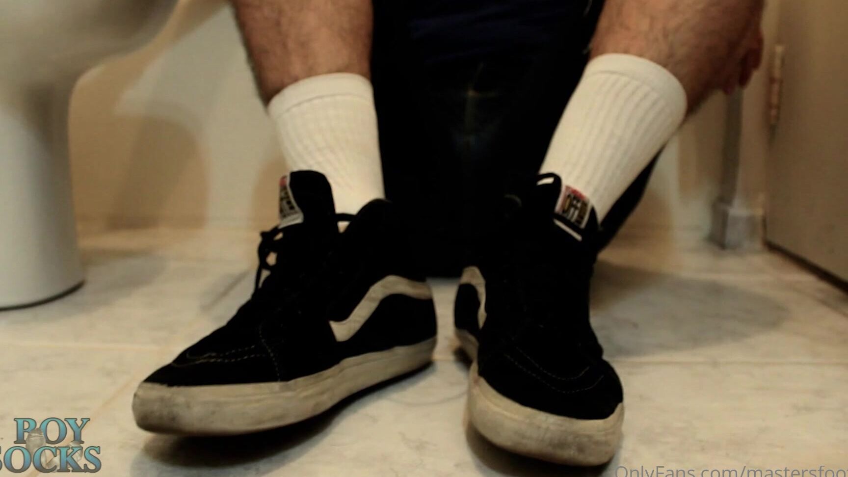 Brfootmodel 1061096672 10 12 2020 Come On And Take Care Of My Amazing Big Feet