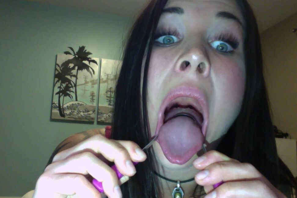 Felicity Feline Throat Mouth And Tongue Fetish