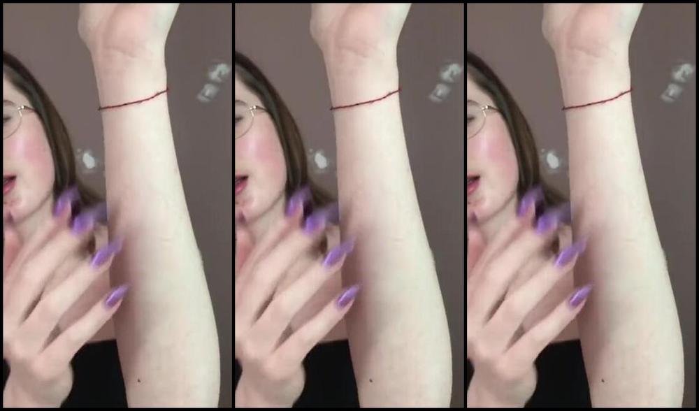 Lalalaura Nicknamed Lauras Kingdom 04 28 2020 Onlyfans Video Dianas Claw Talk Please Welcome Our Brand New Model Diana This Is Her First Video She Lv