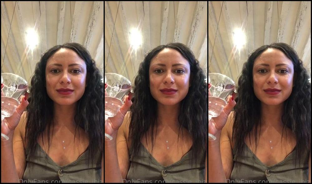 cassie-ibiza-13-07-2020-531256920-mon-derni-re-live-instagram.-