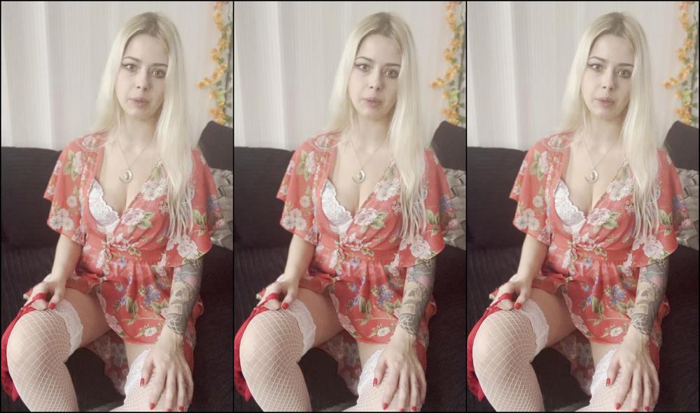 Mistressmercyxox Stealing Panties From Mommy