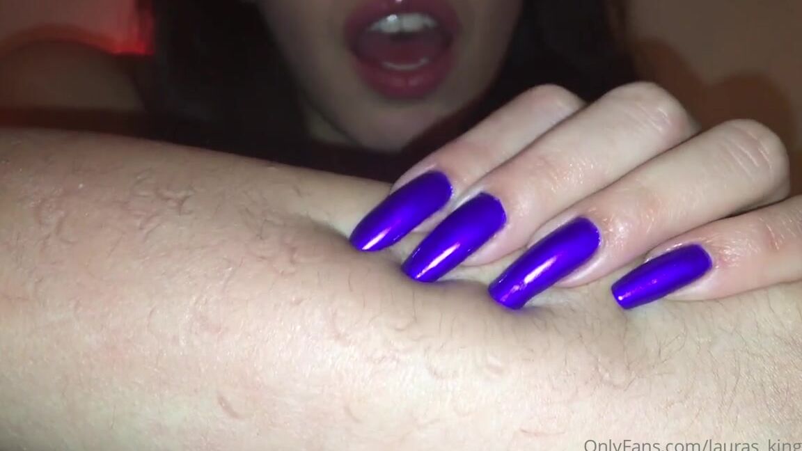 Lalalaura Nicknamed Lauras Kingdom 10 11 2023 Onlyfans Video Jazmines Scratch And Suck