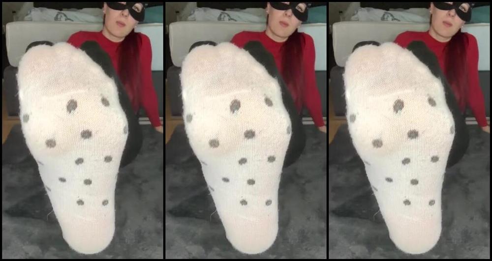 Socksfeet Misstress Nina Onlyfans 11 09 2023 I Hope You Enjoy Lying At The Feet Of Your Mistress Today You Can Even Smell