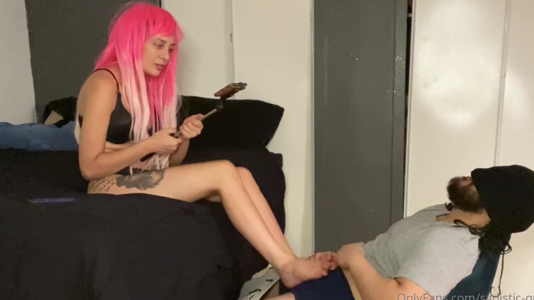 Sadistic Queen Bare Feet Ball Smushing Hd Watch Me Smush My Slaves Balls With My Pretty Feet Length