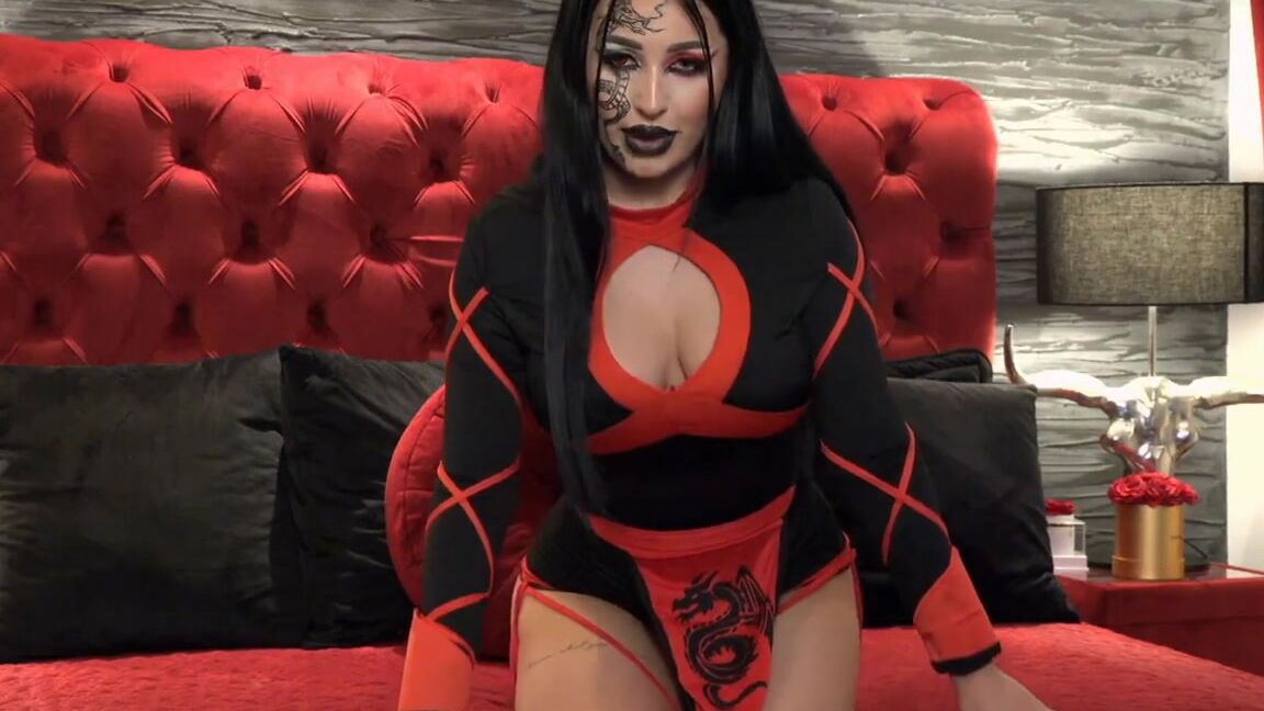 Evemartini Hot Ninja Girl Serving Her Master