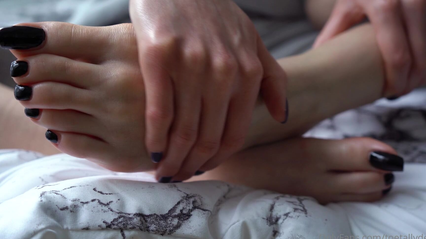 Toetallydevine Under The Control Of My Hands And Feet Anyone Whose Been Following Me The Past Few Years