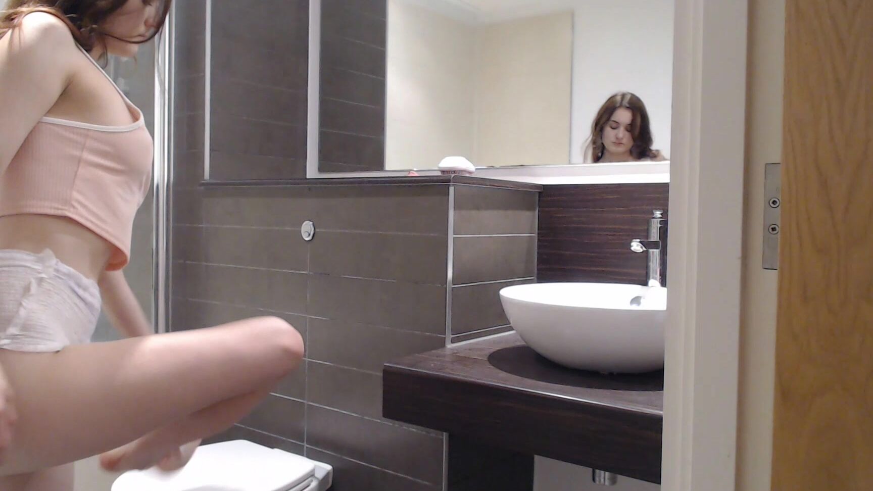 Lola Rae Uk Trying Out New Diaper P