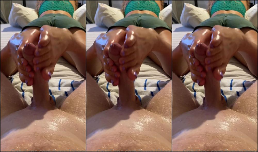 Hang Toess New Footjob Alert This Is A Nice And Long One For You Guys Were Going To
