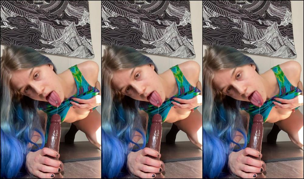 bluedream-23-04-2021-2090704719-6-5-min-of-fucking-my-throat-with-my-new-toy-and-rubbing-it-on-my-pussy