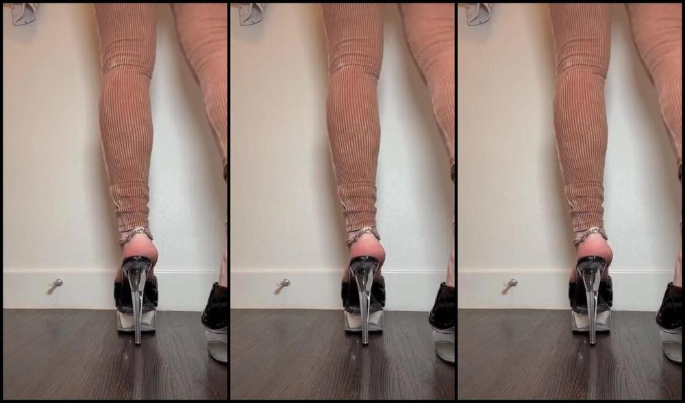 Fendi Feet Aka Goddessfendi Foot Fetish 10 14 2024 Onlyfans Video I Need Someone To Lick My Sweaty Feet In These Heelsp